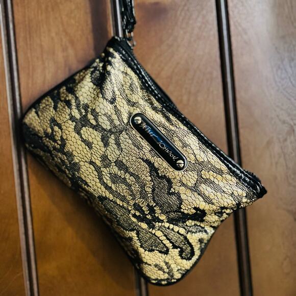 Betsey Johnson Lace Wristlet - Picture 1 of 4